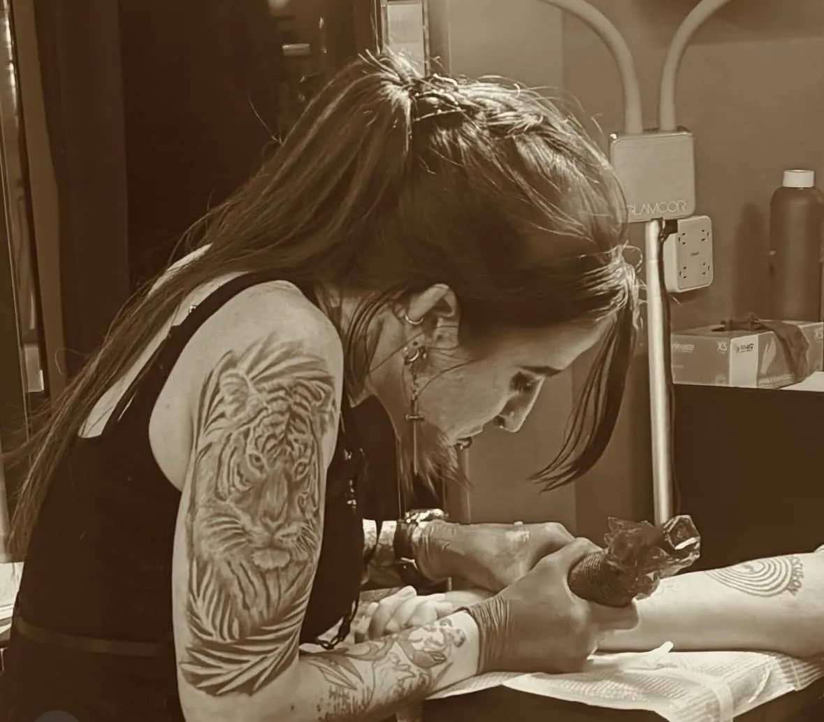Draven, Tattoo Artist